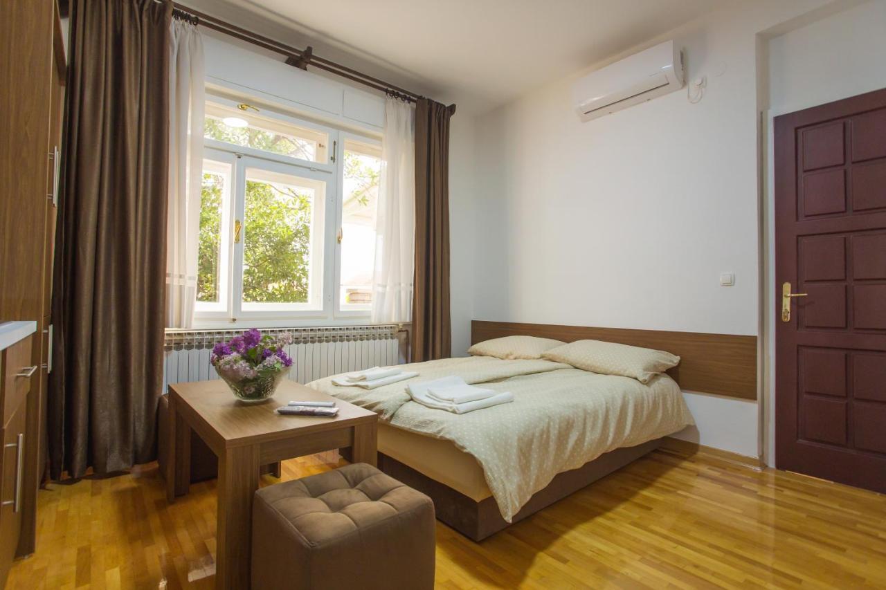 Apart As Mostar Bagian luar foto